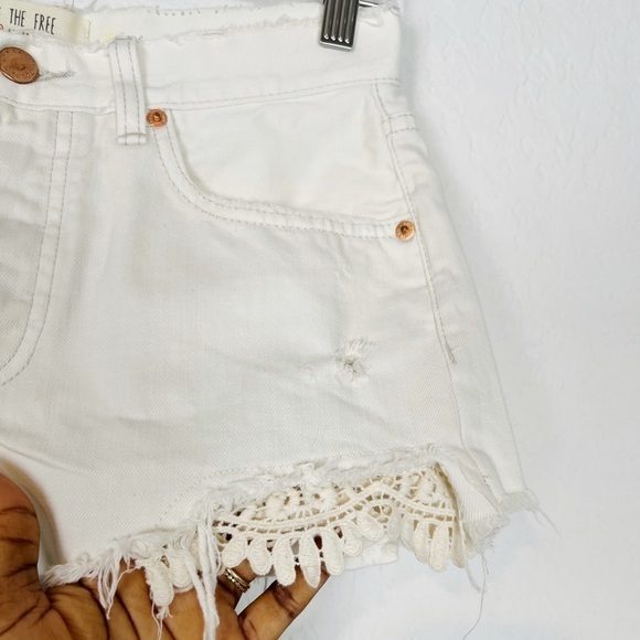 Free People Shorts Daisy Chain Lace Short - Picture 5 of 10